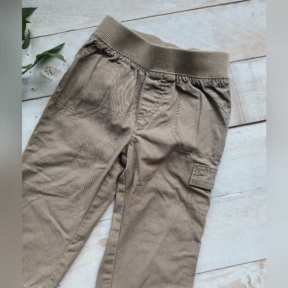 Jumping Beans Baby Boy Khaki Cargo Pants Straight Leg Tan Beige Size 18 Months - Picture 2 of 5